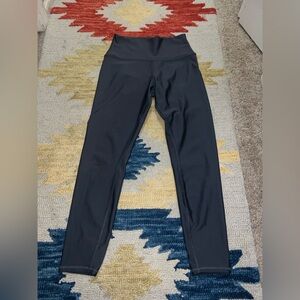 Alo dark grey workout leggings size medium